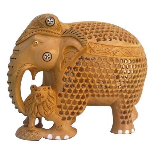 Take Care of Wood Handicrafts2